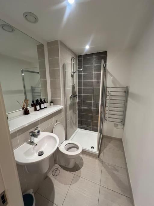 2 Bed Corner Apartment With Gym Manchester Dış mekan fotoğraf